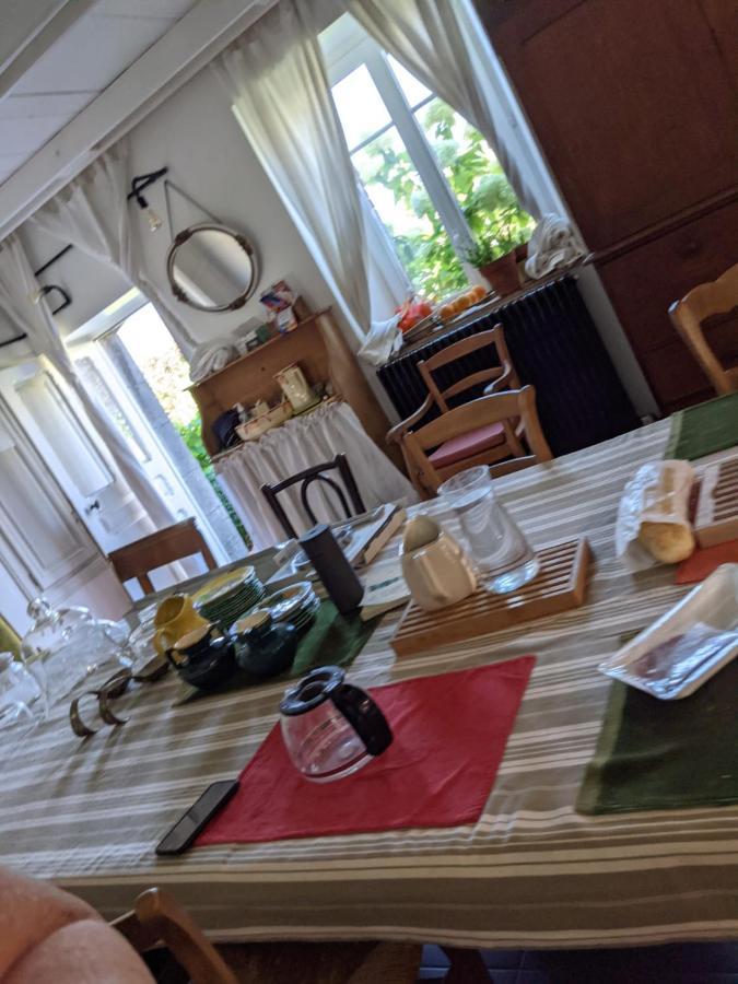 La Grange De Dourlers Bed & Breakfast Bagian luar foto