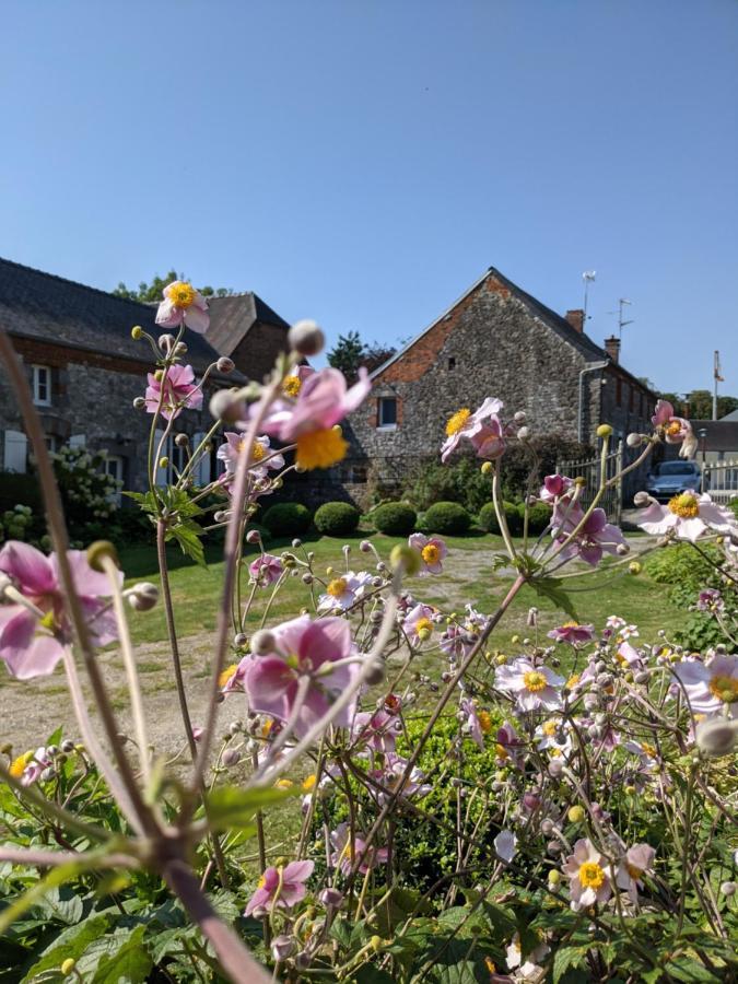 La Grange De Dourlers Bed & Breakfast Bagian luar foto